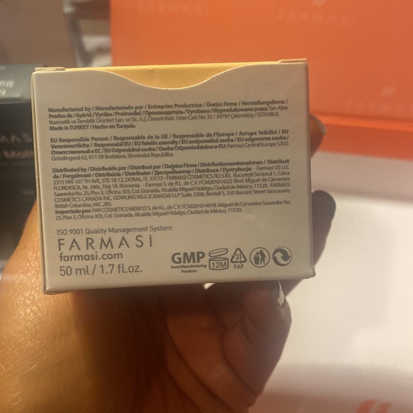 Farmasi - Picture 3 of 4